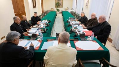 Vaticano: Conselho de cardeais reuniu com Ucrânia, papel das mulheres e alterações climáticas na agenda