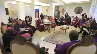 Sudão do Sul: «Que o fogo da guerra se apague de uma vez por todas», afirmou o Papa no fim de um retiro para as lideranças do país (c/vídeo)