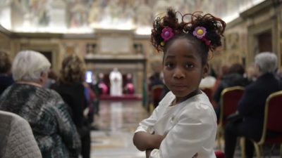Vaticano: Papa deixa conselhos a cabeleireiros e esteticistas