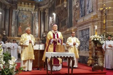 Vigília Pascal: «Ressurreição não é reencarnação», mas uma «vida nova» - Arcebispo de Évora