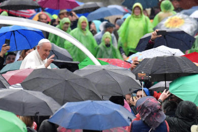 Vaticano: Papa afirmou que o orgulho é a «atitude mais perigosa» do cristão e a soberba o pecado «mais desonesto»