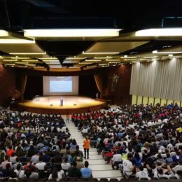 Igreja: Fátima acolheu milhares de acólitos em peregrinação nacional