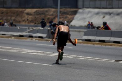 Venezuela: Bispo denuncia ataque contra igreja em San Cristóbal