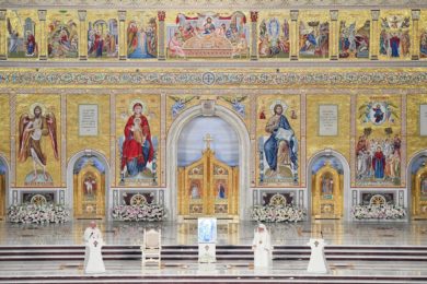 Roménia: Papa pede que Europa conserve raízes da «identidade cristã»