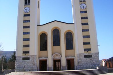 Vaticano: Papa autoriza peregrinações a Medjugorje