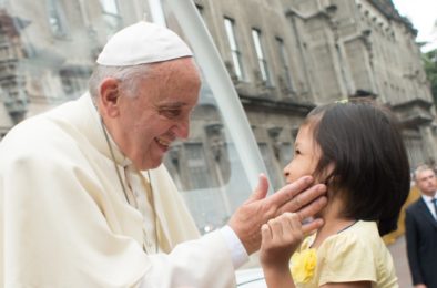 Vaticano: Papa incentiva a «cultura da adoção», sem «burocracia» ou «corrupção»