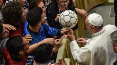 Vaticano: Futebol, «o jogo mais bonito do mundo» que o Papa quer proteger da ditadura financeira