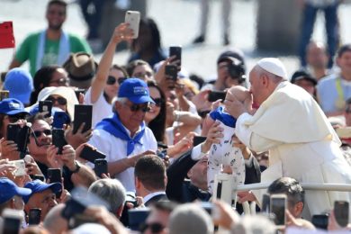 Vaticano: Papa convida a «minuto pela paz», no 5.º aniversário do encontro de oração com presidentes da Israel e da Palestina