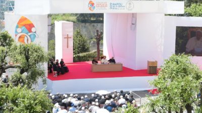Vaticano: Papa propõe «teologia do acolhimento e diálogo» que transforme o Mediterrâneo