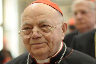 Vaticano: Faleceu o cardeal Sgreccia, presidente emérito da Academia Pontifícia para a Vida