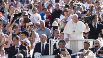 Vaticano: Papa reforça mensagem pela pacificação de Moçambique