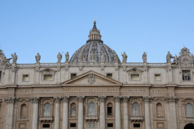Vaticano: Papa publica nova legislação para garantir transparência em concursos públicos