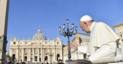 Vaticano: Papa rejeita ideia de Igreja «fortaleza» e pede portas «sempre abertas» a todos