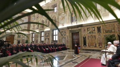 Vaticano: Papa apela ao respeito pelo Direito Internacional Humanitário em todos os conflitos
