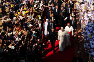 Tailândia: Papa encerra viagem com intervenções apontadas à defesa dos Direitos Humanos e diálogo entre religiões