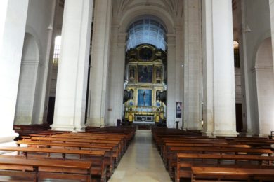 Leiria: Catedral apresenta sinalética inclusiva para pessoas com necessidades específicas