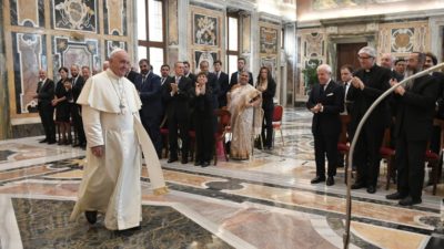 Vaticano: Papa rejeita fundamentalismo religioso e reforça colaboração com líderes islâmicos