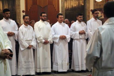 Angra: Ordenação de sete diáconos é «festa da diocese toda»