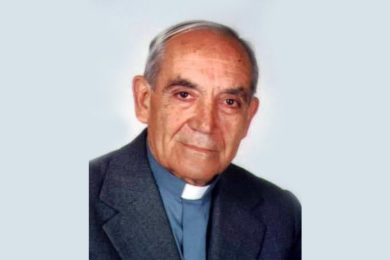 Obituário: Faleceu o padre António Tavares da Silva