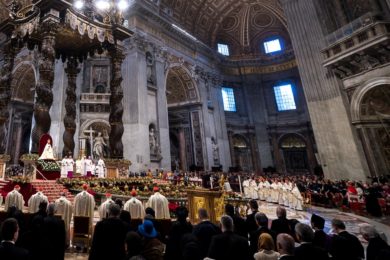 Vaticano: Papa inicia novo ano com mensagem em defesa da dignidade das mulheres
