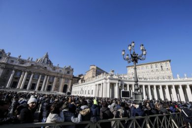 Vaticano: Celebrações do Natal devem levar a «mudança» de vida, diz o Papa