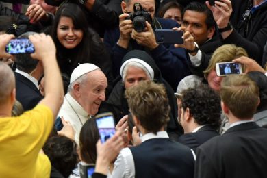 Vaticano: Papa apresenta bem-aventuranças como «roteiro» para a felicidade