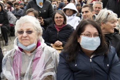 Vaticano: Papa manifesta proximidade às pessoas afetadas pela epidemia de coronavírus