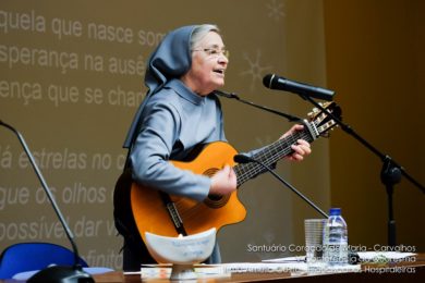 «Conversas aGOSTO»: A vocação e a «música muito simples, uma música franciscana» da Irmã Maria Amélia Costa (c/vídeo)