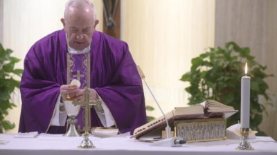 Vaticano: Papa Francisco pediu «oração especial pelas famílias» (c/vídeo)