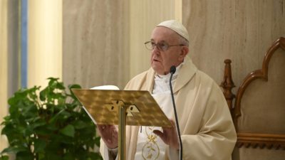 Dia Mundial das Comunicações Sociais: Papa apresenta Bíblia como «História de histórias»