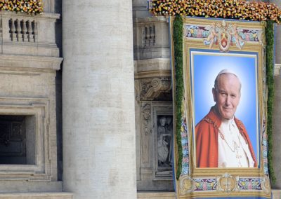 Vaticano: Papa celebra Missa pelo centenário do nascimento de São João Paulo II