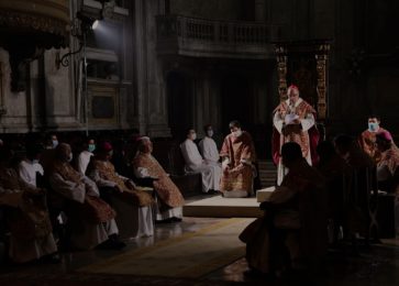 Covid-19: Cardeal-patriarca saúda regresso das celebrações comunitárias, com «confiança cautelosa» (c/fotos e vídeo)