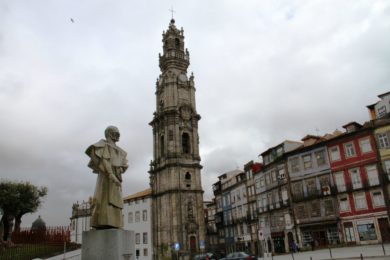Porto: Subidas noturnas regressam à Torre dos Clérigos