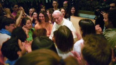 Vaticano: Papa enviou mensagem a jovens polacos pelo centenário do nascimento de São João Paulo II