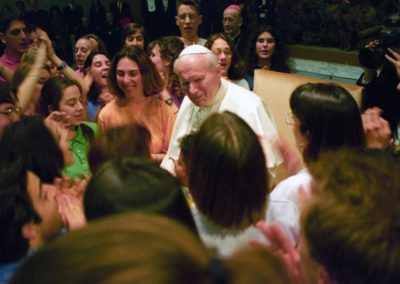 Vaticano: Papa enviou mensagem a jovens polacos pelo centenário do nascimento de São João Paulo II