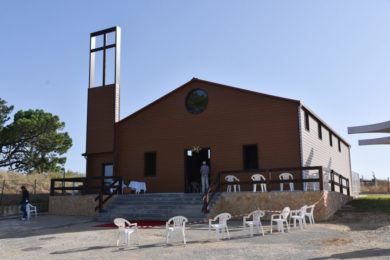 Igreja: Nova capela da Manta Rota ajuda a responder a aumento da população no verão