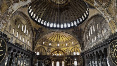 Turquia: Vigário-apostólico da Anatólia e líderes cristãos partilham «tristeza» da conversão da antiga basílica de Santa Sofia numa mesquita