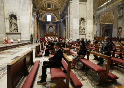 Covid-19: Vaticano anuncia que Papa vai presidir a celebrações com participação «muito limitada», nos próximos meses