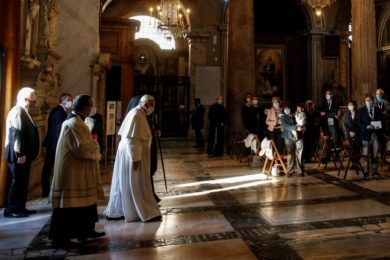 Ecumenismo: Papa pede que cristãos sejam «responsáveis pelos outros» e rejeitem indiferença (c/fotos)