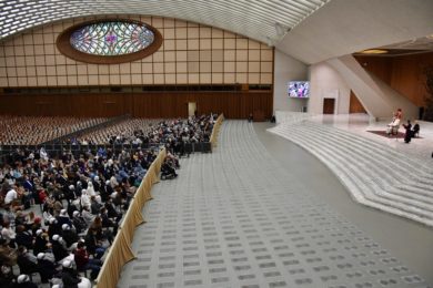 Vaticano: Papa apela ao «respeito pela vida» de todos, evocando São João Paulo II