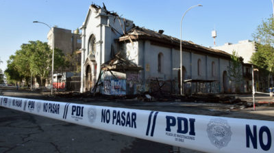 Chile: Bispos condenam ataques contra igrejas na capital do país
