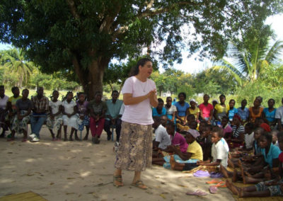 «Conversas Além-fronteiras»: A alegria que ajuda a vencer dificuldades, em Moçambique (c/vídeo)