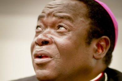 Nigéria: Bispo católico acusa presidente de responsabilidade de «poça de sangue» no país