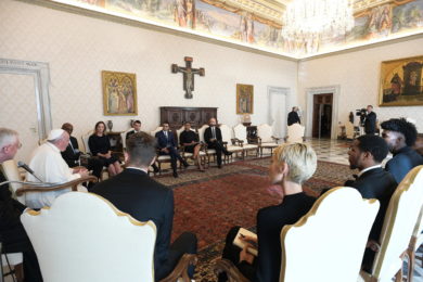 Vaticano: Papa recebeu delegação de jogadores da NBA