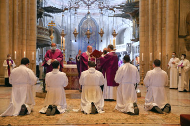 Lisboa: Cardeal-patriarca presidiu à ordenação de cinco diáconos (c/fotos)