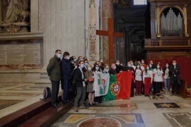 JMJ 2023: Jovens portugueses recebem os símbolos das Jornadas, «passo importante» rumo a Lisboa (c/fotos)