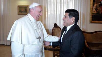 Vaticano: Papa reza por Diego Armando Maradona, após ser informado da sua morte (c/vídeo)
