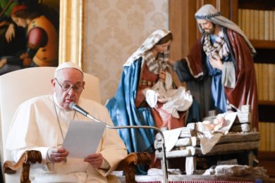 Covid-19: Papa convida a purificar Natal do «consumismo», em ano de restrições