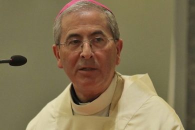Covid-19: Bispo de Santarém em confinamento, após teste positivo