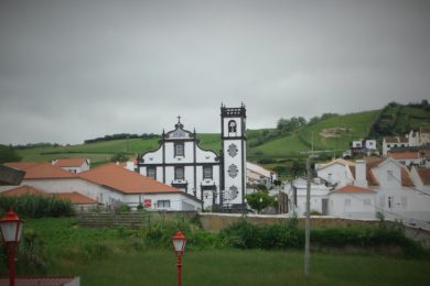 Açores: Pároco de Ponta Garça partilha cerca sanitária com população e admite preocupação com o futuro na freguesia